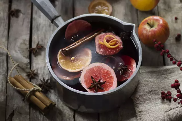 Gluehwein / Mulled wine