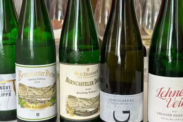 Siegerweine des 1. Mosel-Cup der Gourmetwelten. Fotoquelle: Gesa Noormann für Gourmetwelten