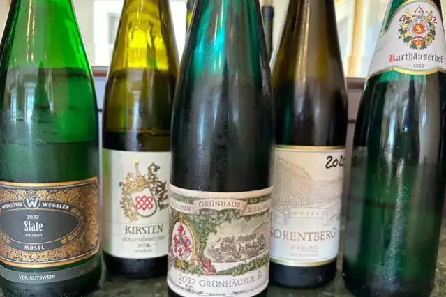 Siegerweine des 1. Mosel-Cup der Gourmetwelten. Fotoquelle: Gesa Noormann für Gourmetwelten